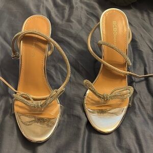 Nwob bcbgeneration Women's silver Strappy Sandals